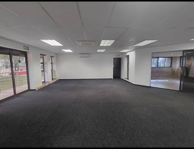 149M² OFFICE TO LET IN HURLINGHAM